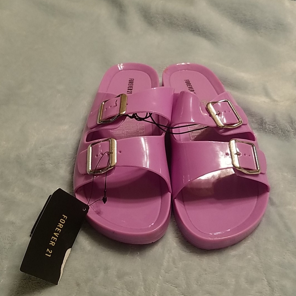 2/$15 Forever 21 slides